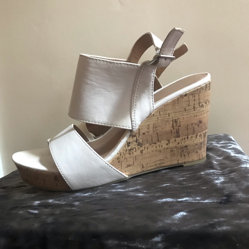 White Wedges w/ cork wedge and geometric blocking